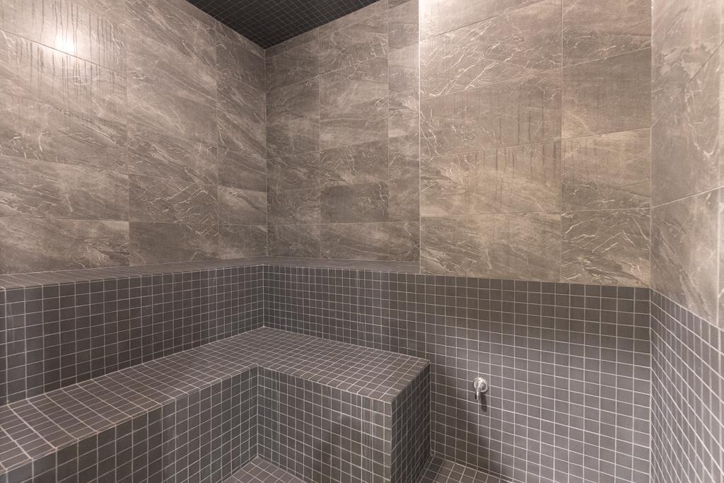 1902 1588 JOHNSTON ROAD, White Rock