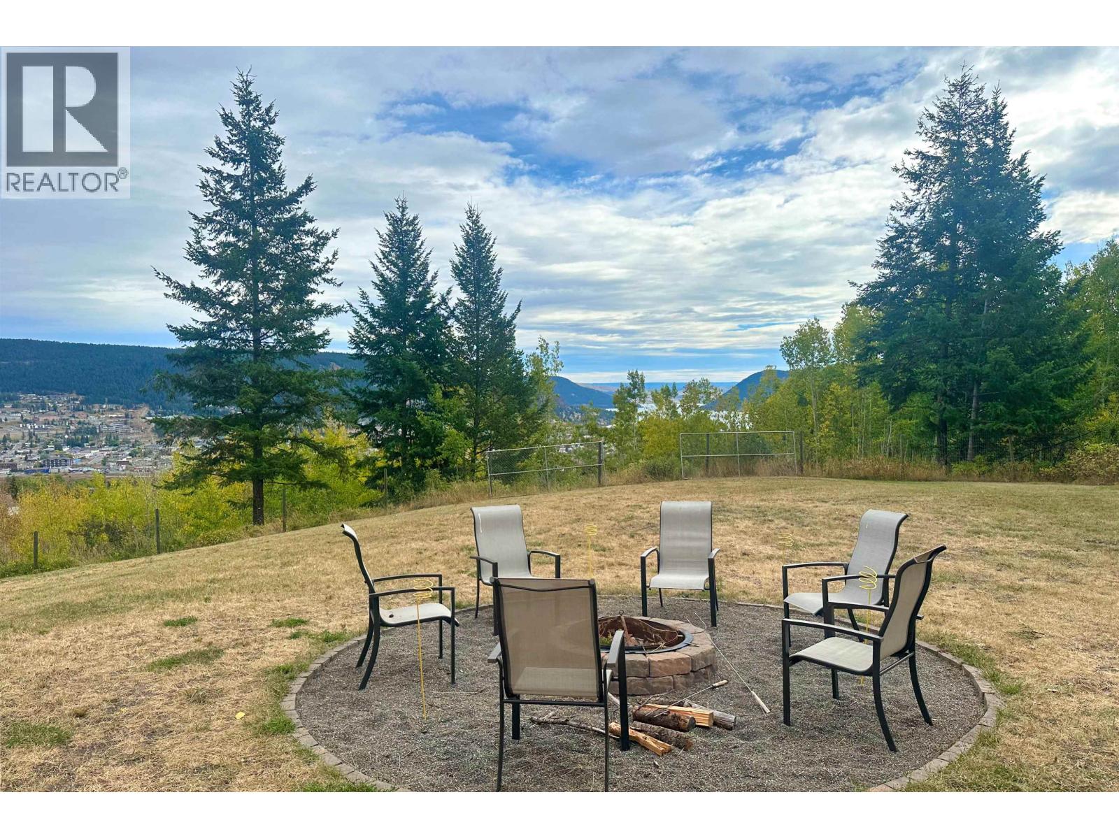 266 WOODLAND DRIVE, Williams Lake