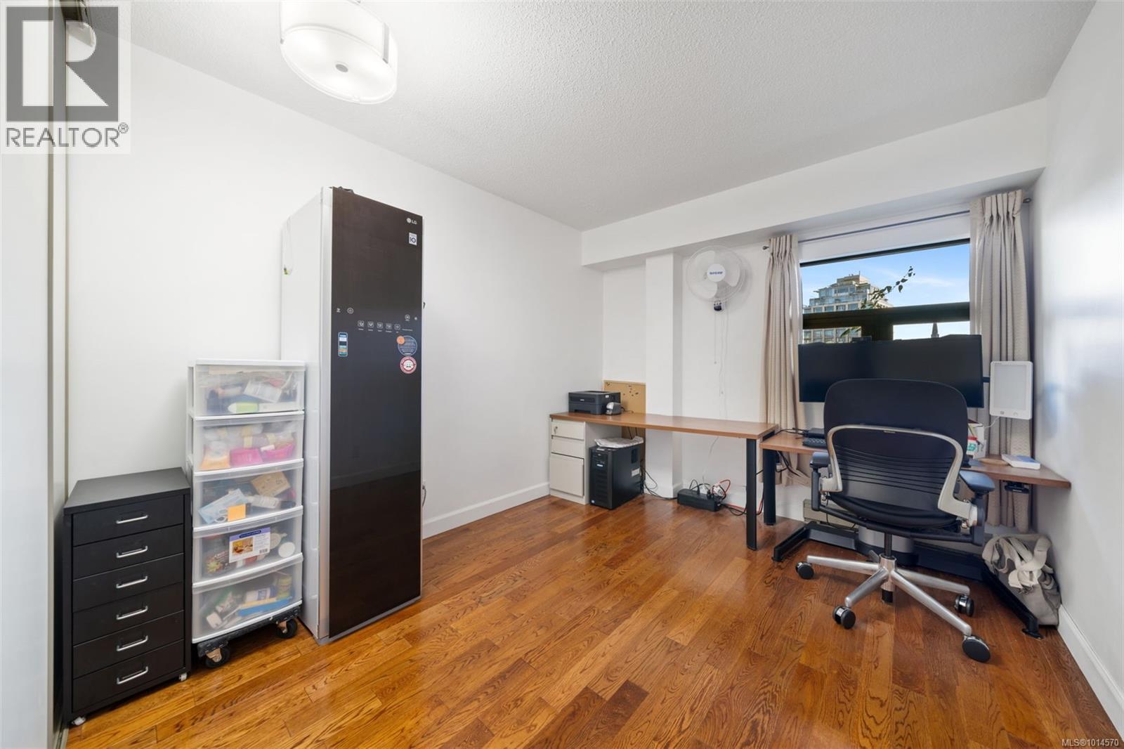 404 770 Cormorant Street, Victoria