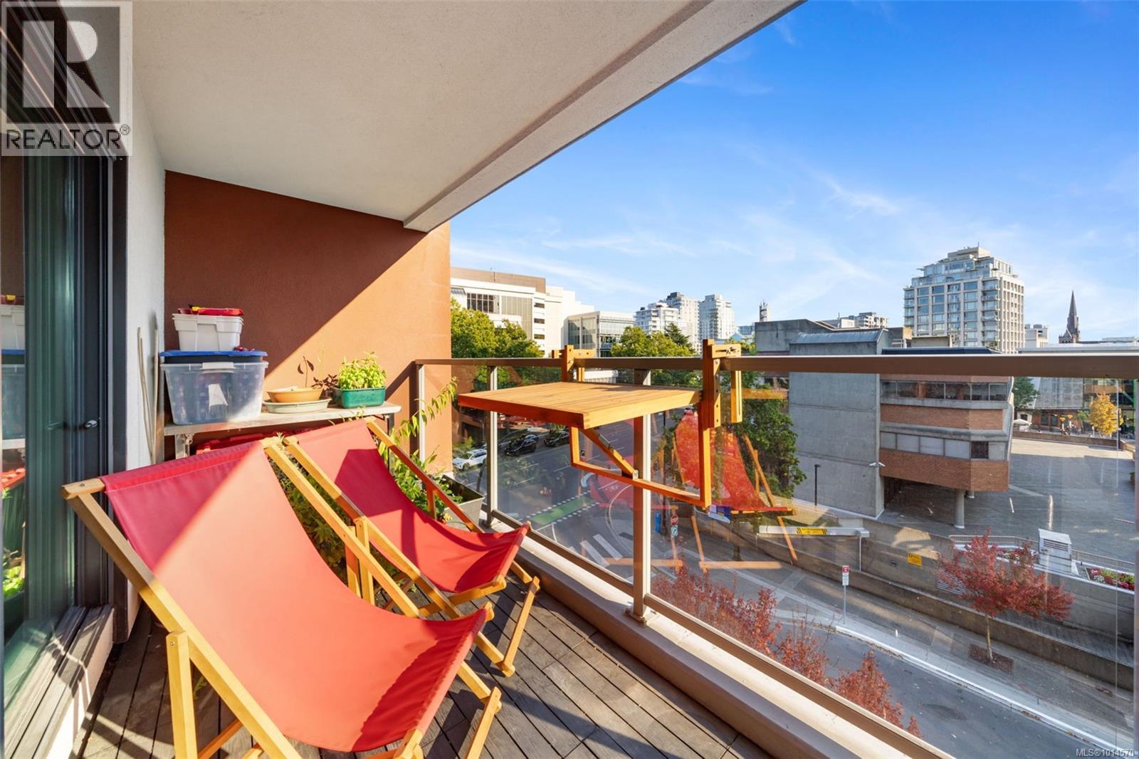 404 770 Cormorant Street, Victoria