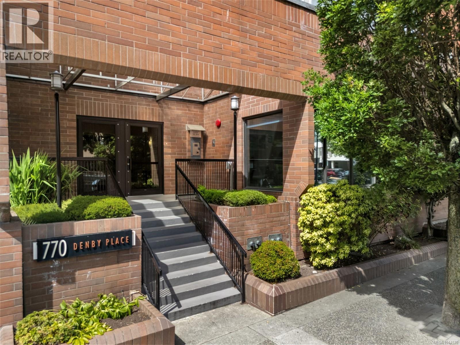 404 770 Cormorant Street, Victoria