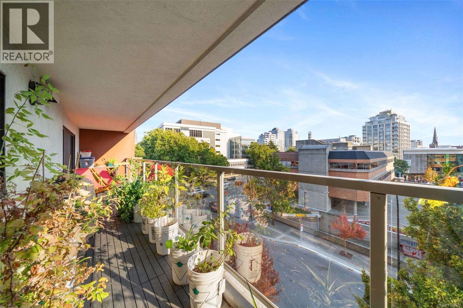 404 770 Cormorant Street, Victoria