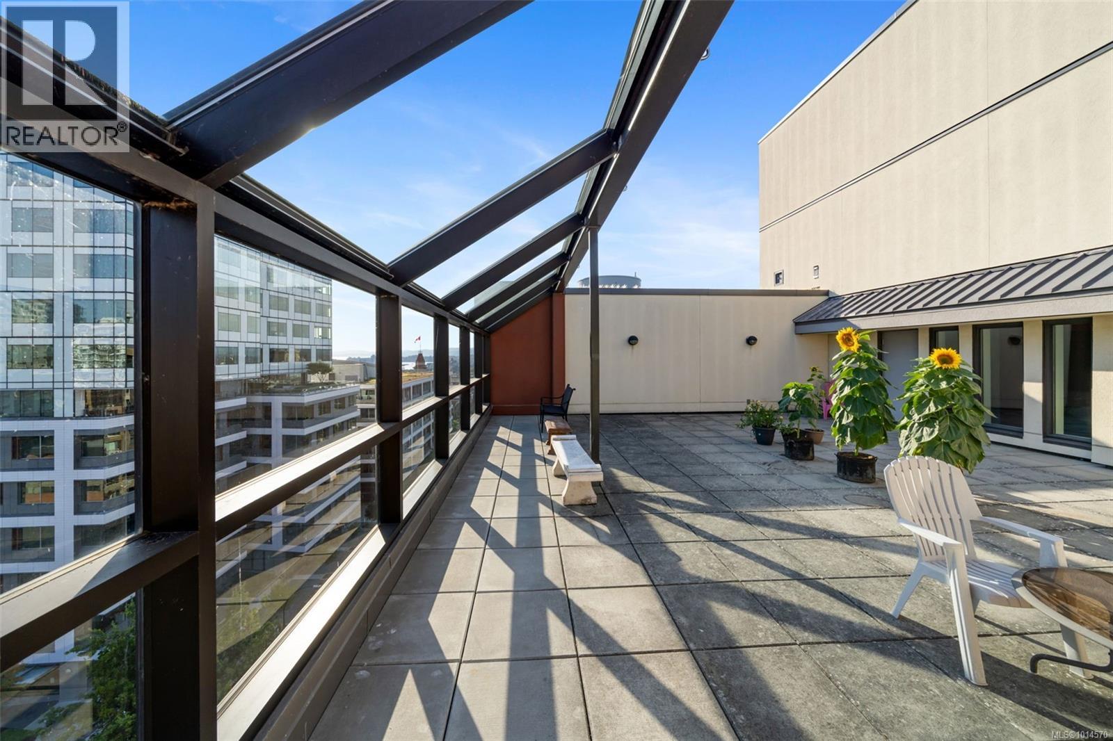 404 770 Cormorant Street, Victoria