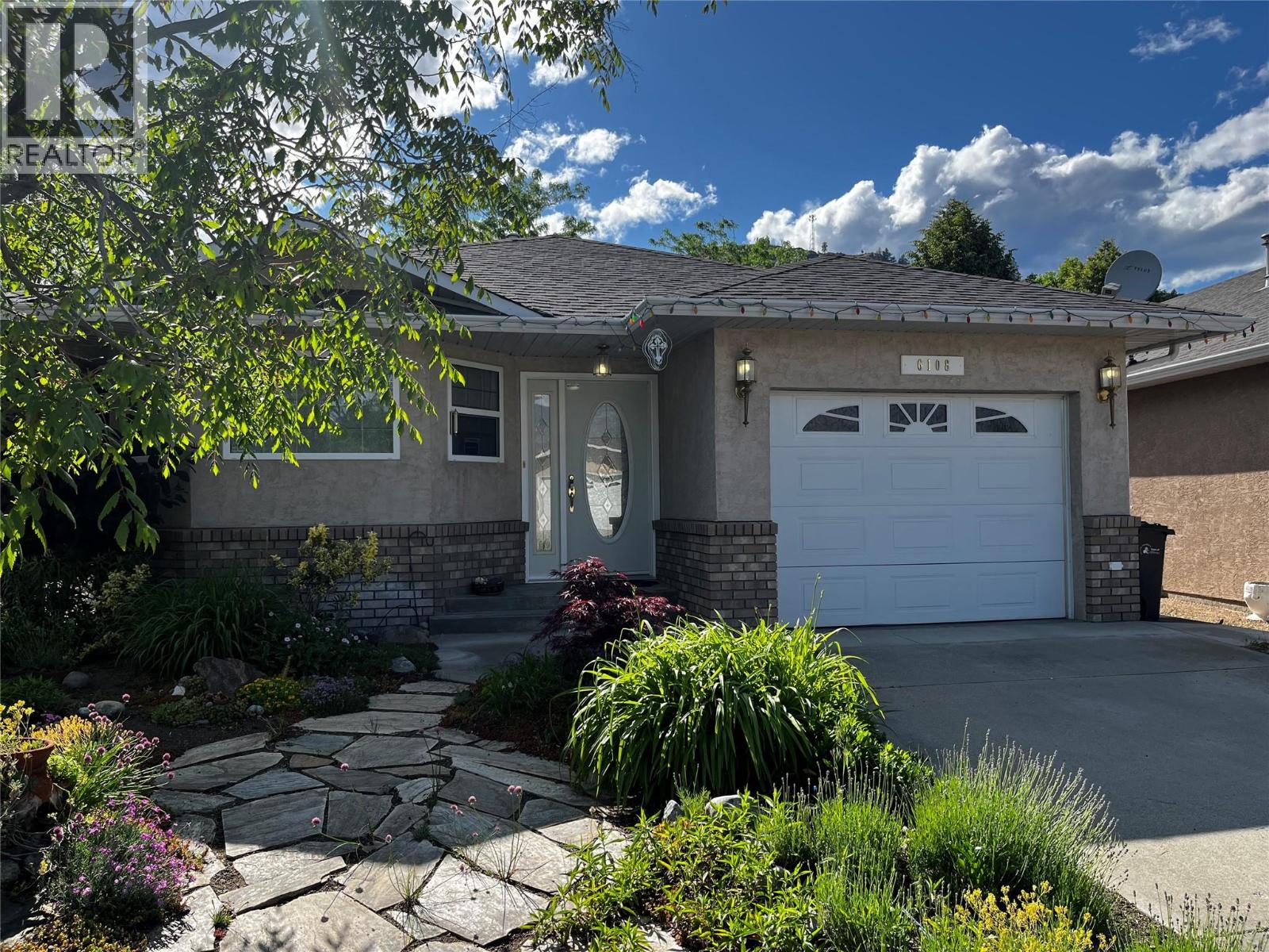 6108 Saint Martin Place, Oliver