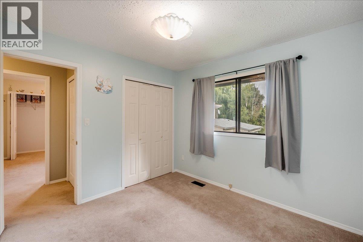 828 8th Avenue, Montrose