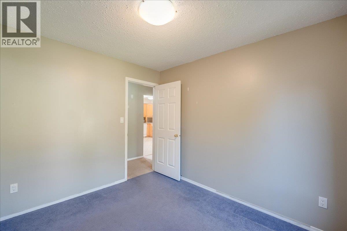 828 8th Avenue, Montrose