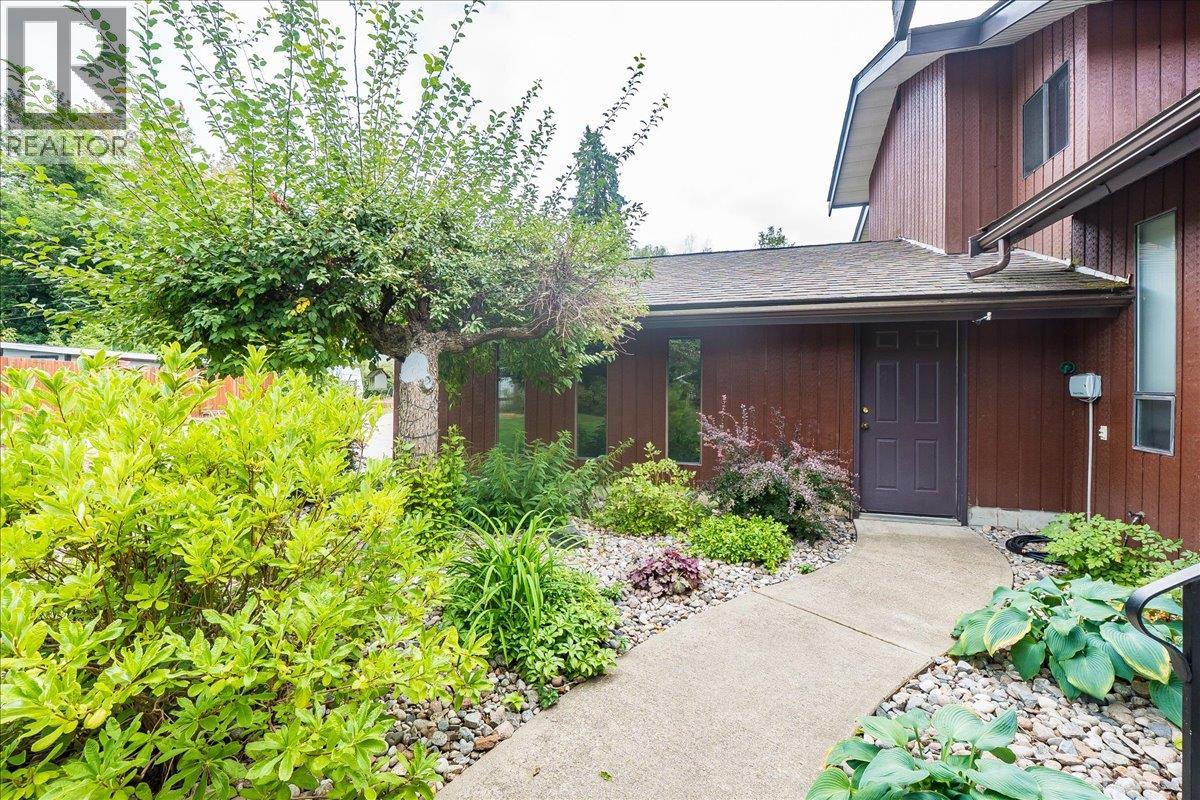 828 8th Avenue, Montrose