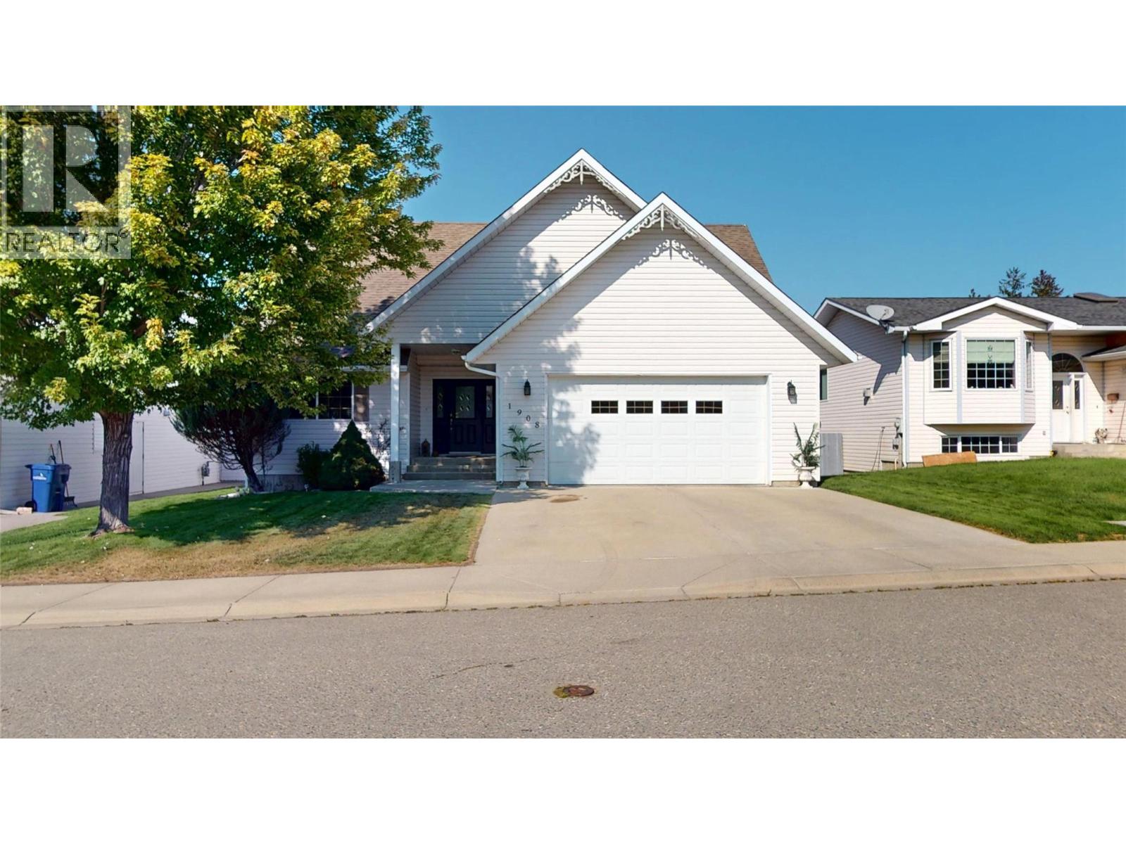 1908 12th Street S, Cranbrook