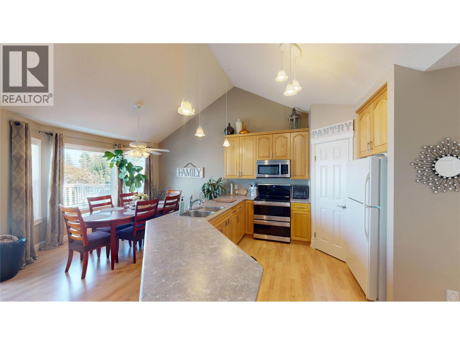 1908 12th Street S, Cranbrook