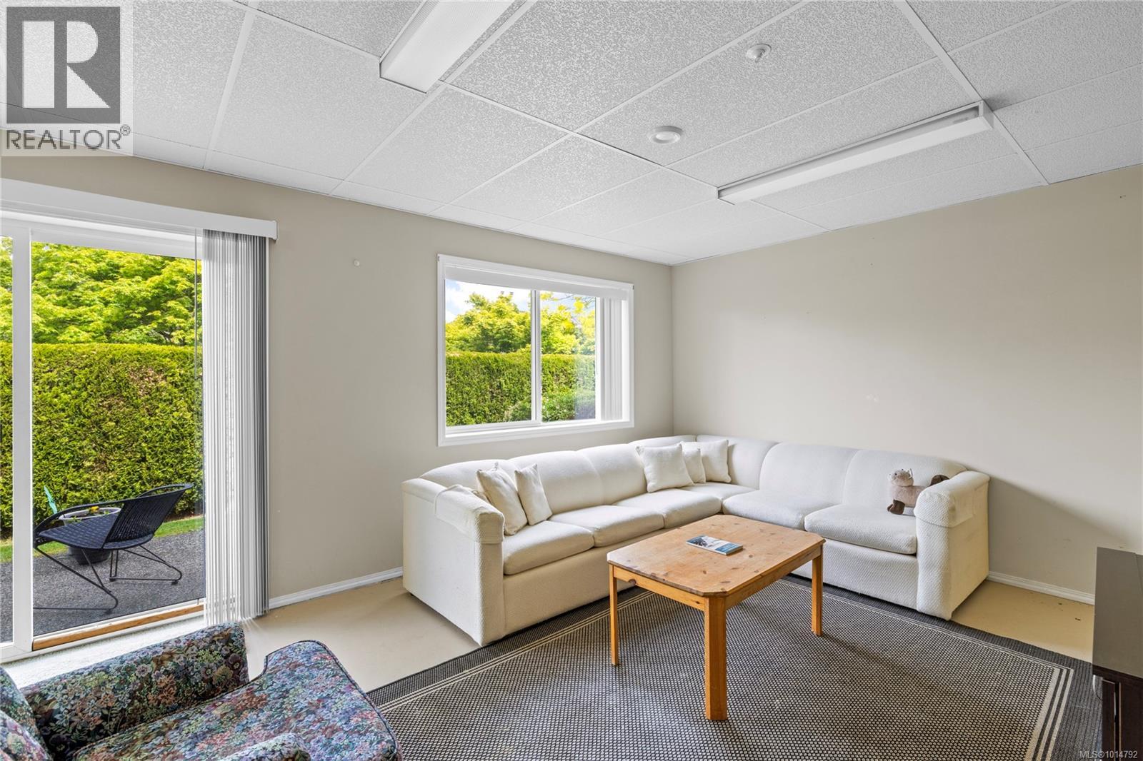 6339 Savary St, Nanaimo