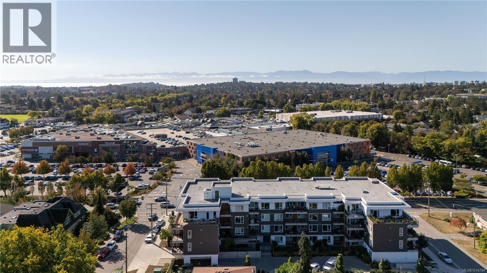 202 1588 North Dairy Rd, Saanich