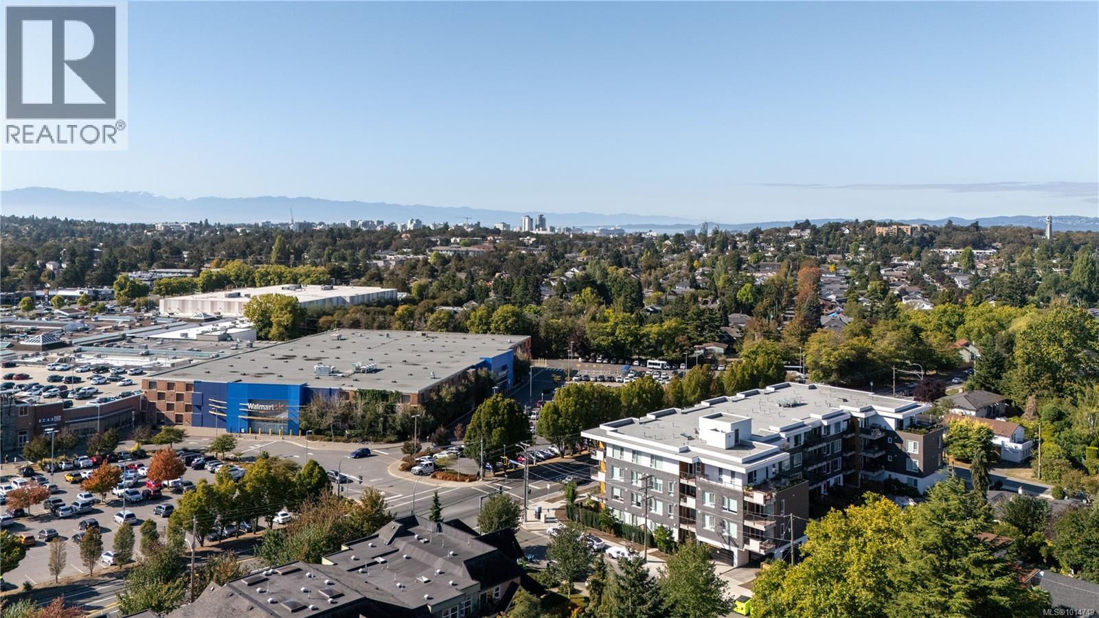 202 1588 North Dairy Rd, Saanich