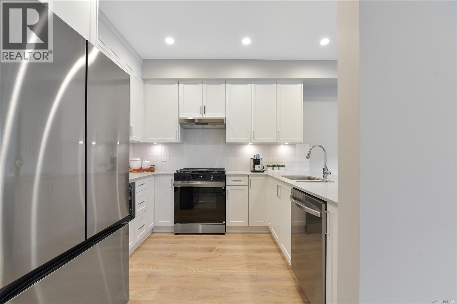 1455 Atlas Dr, Langford