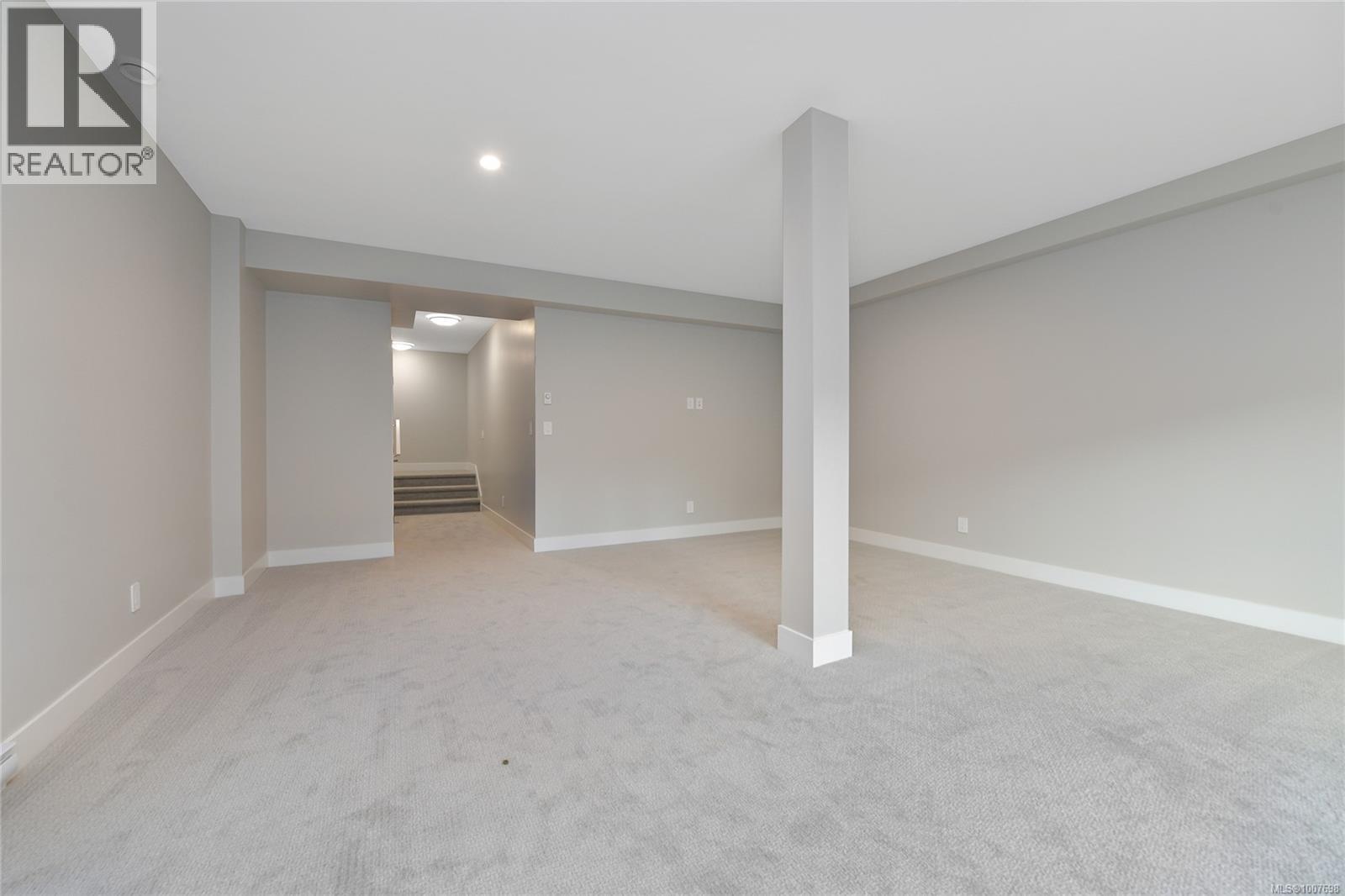 1455 Atlas Dr, Langford