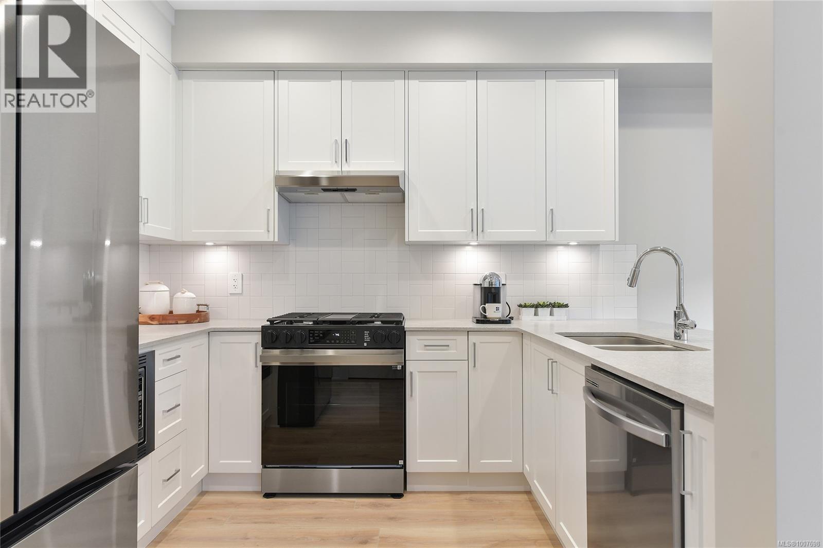 1455 Atlas Dr, Langford