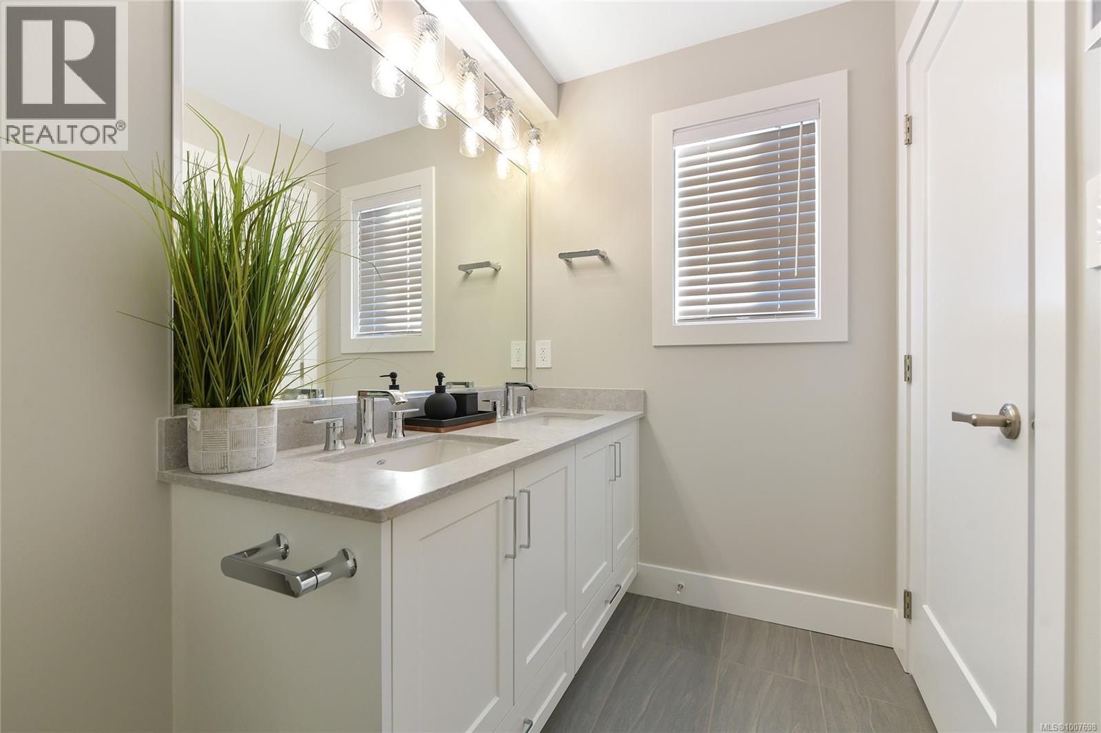 1455 Atlas Dr, Langford
