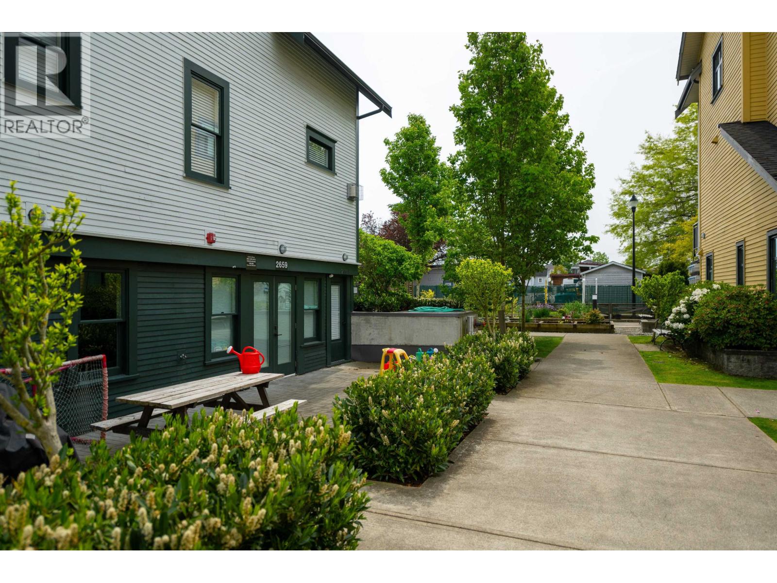 5805 WALES STREET, Vancouver