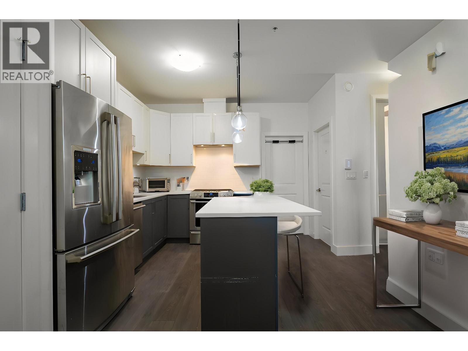 5805 WALES STREET, Vancouver