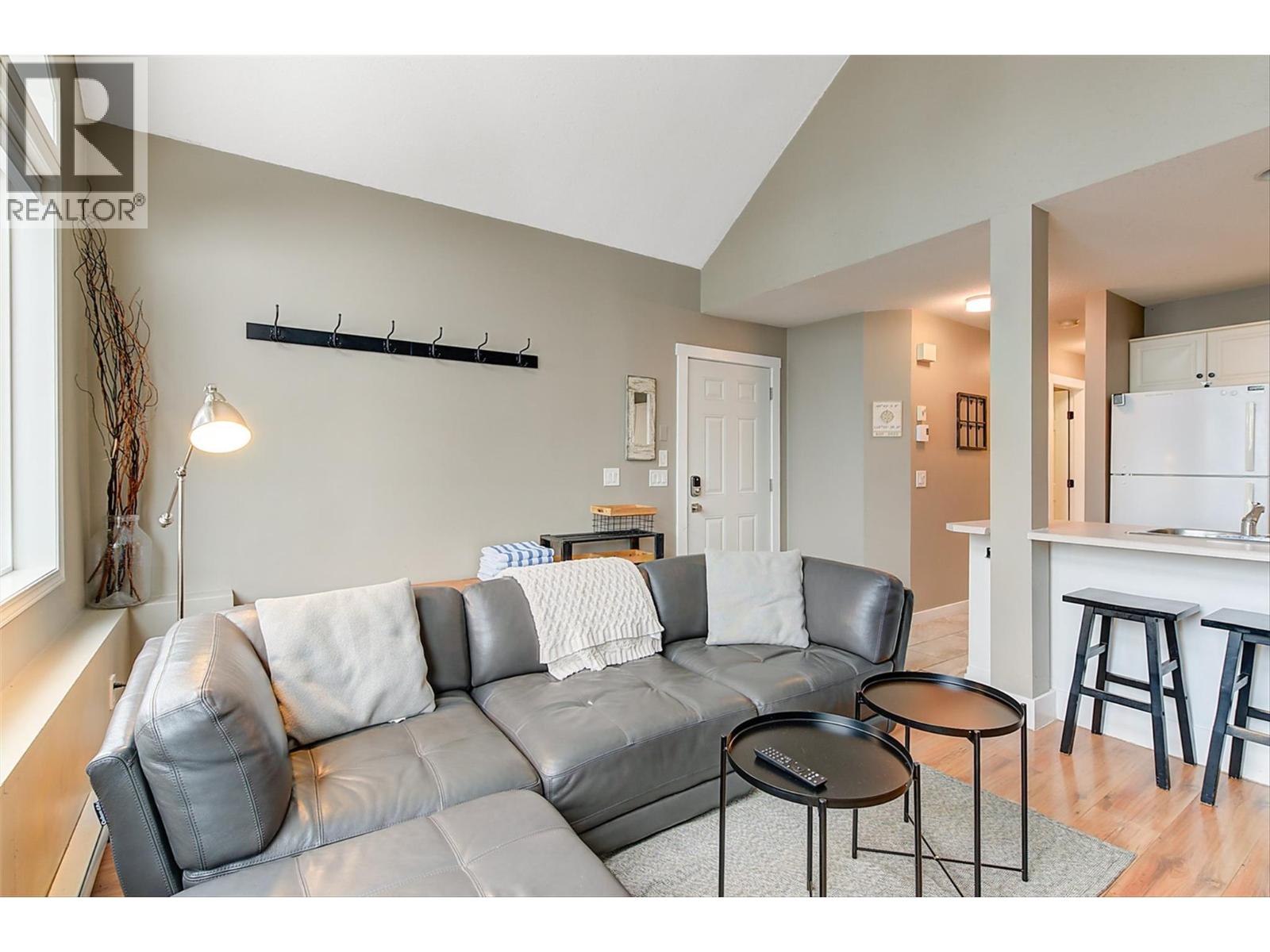 116D 5977 Snow Pines Crescent, Big White