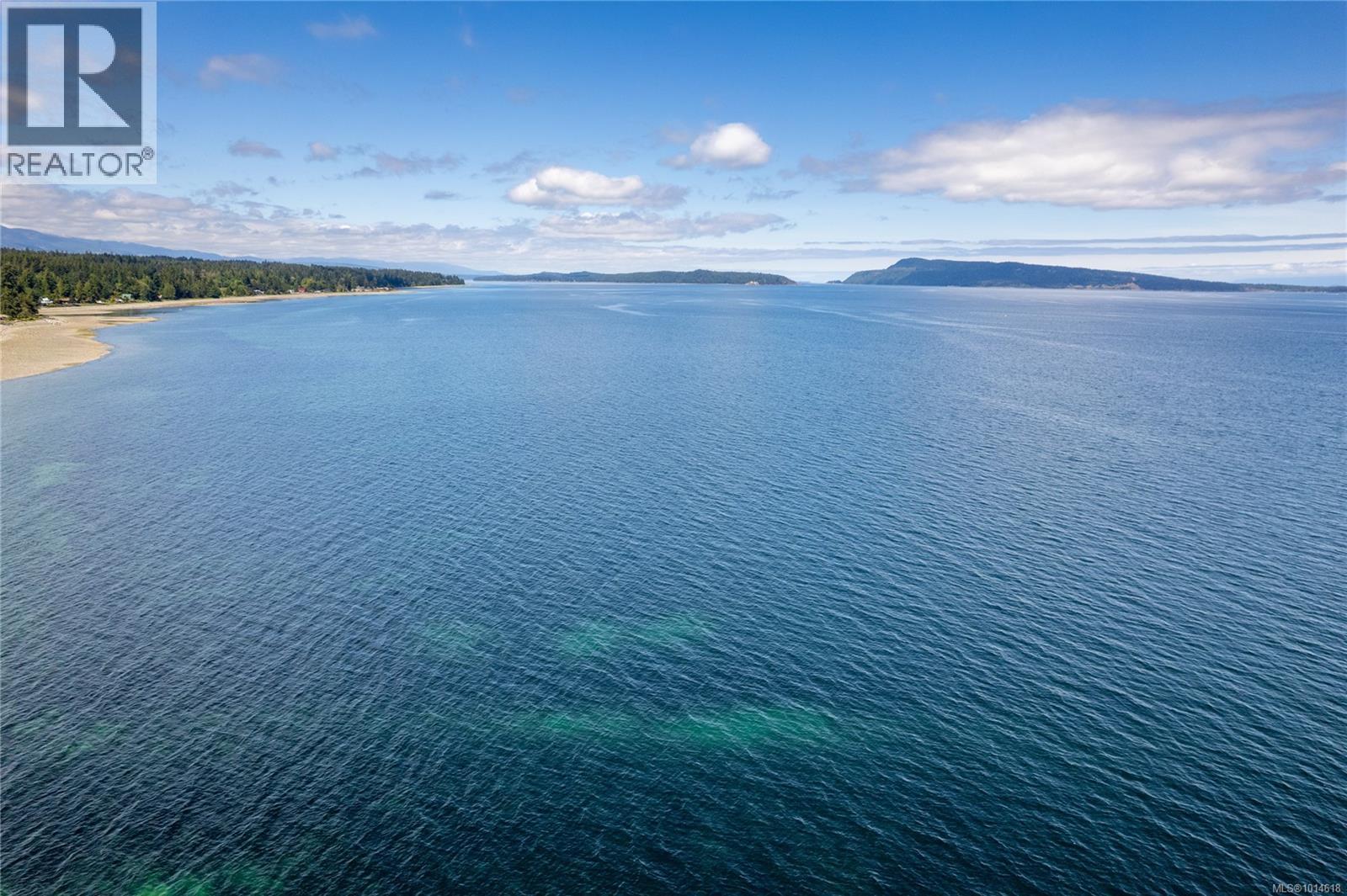 6445 Island Hwy W, Qualicum Beach