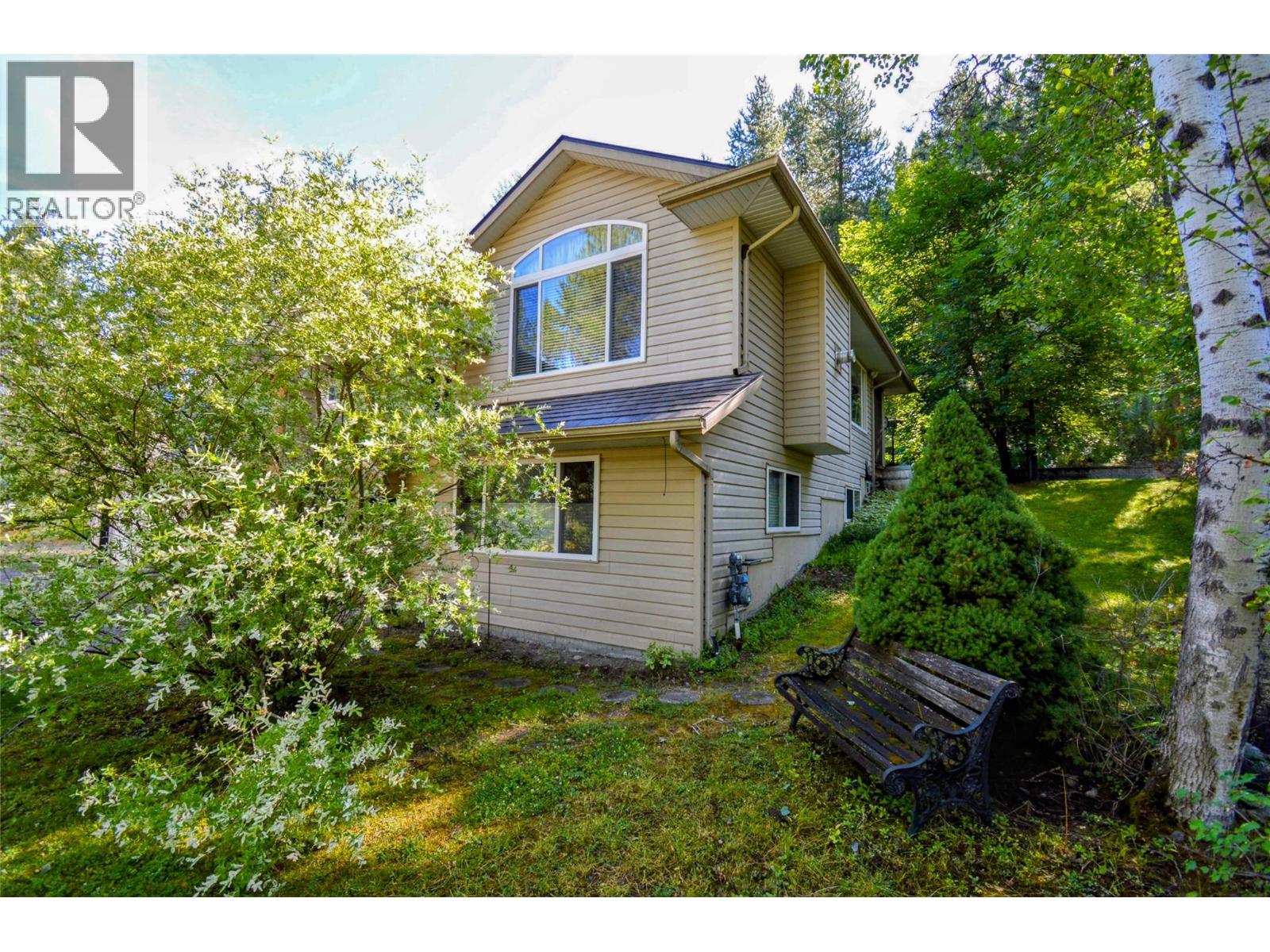 610 Strathmore Avenue, Greenwood