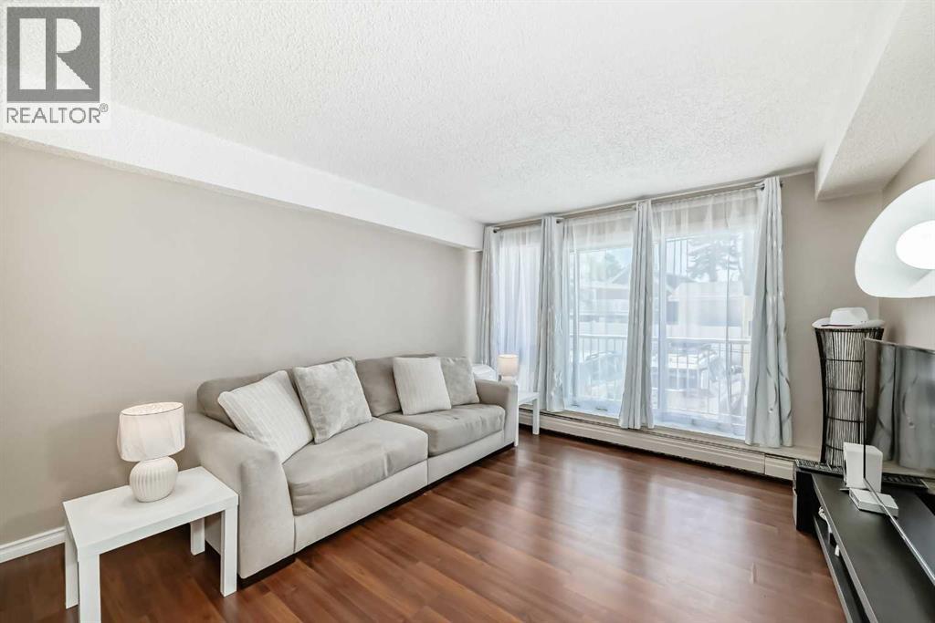 Single Family House for Sale in    Street SW Rosscarrock Calgary 