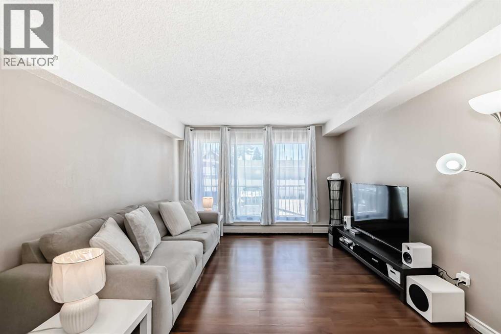 Single Family House for Sale in    Street SW Rosscarrock Calgary 