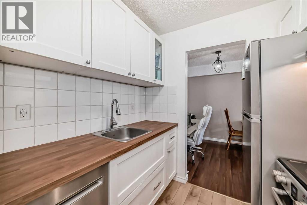 Single Family House for Sale in    Street SW Rosscarrock Calgary 