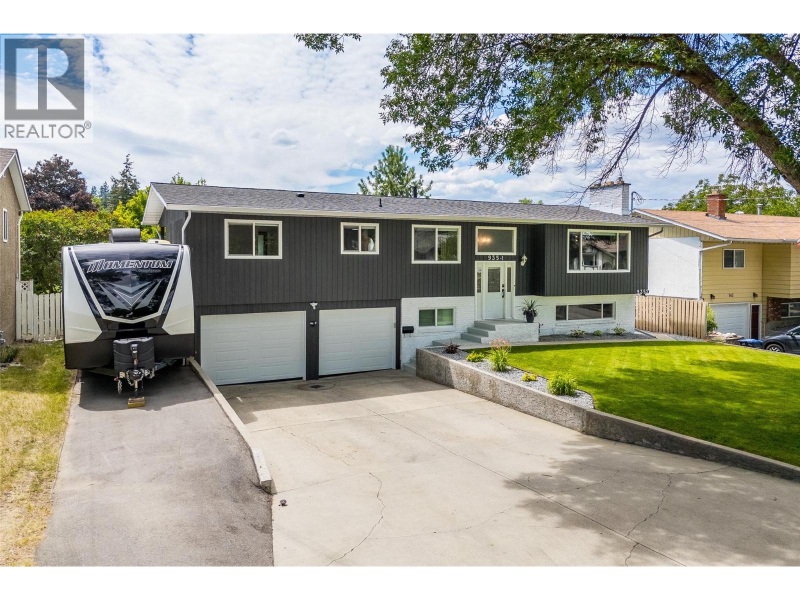 935 Thompson Road, Kelowna