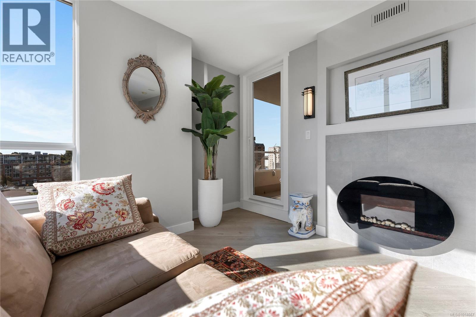 804 930 Yates Street, Victoria