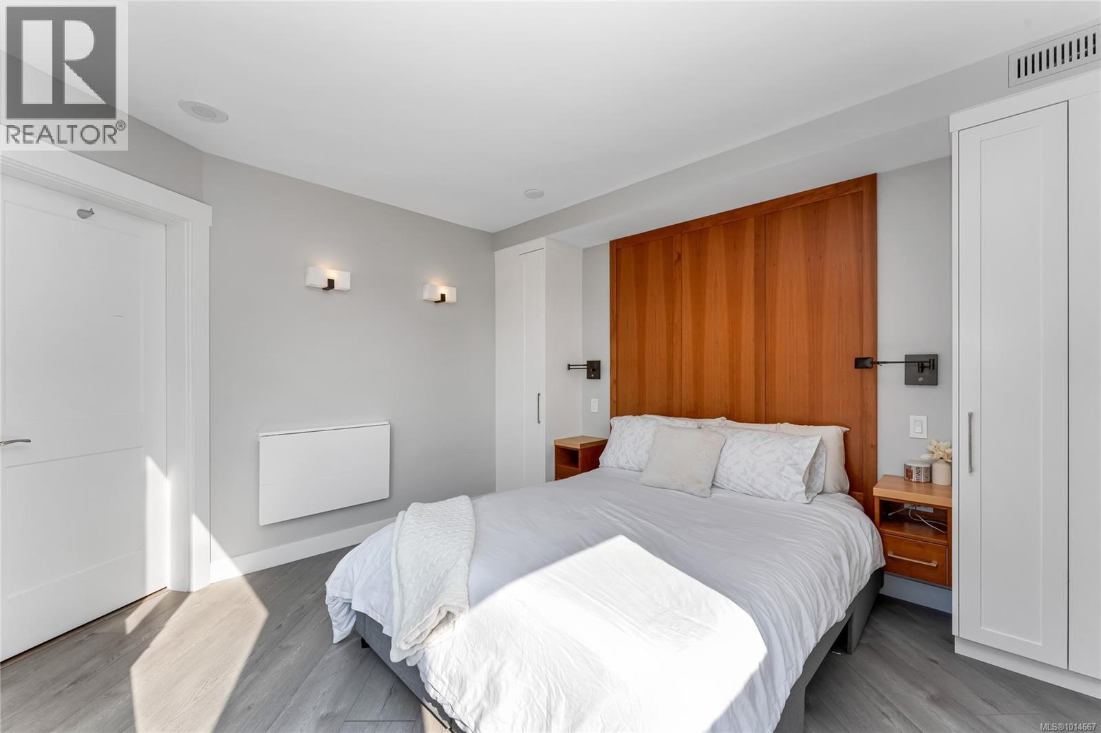 804 930 Yates Street, Victoria