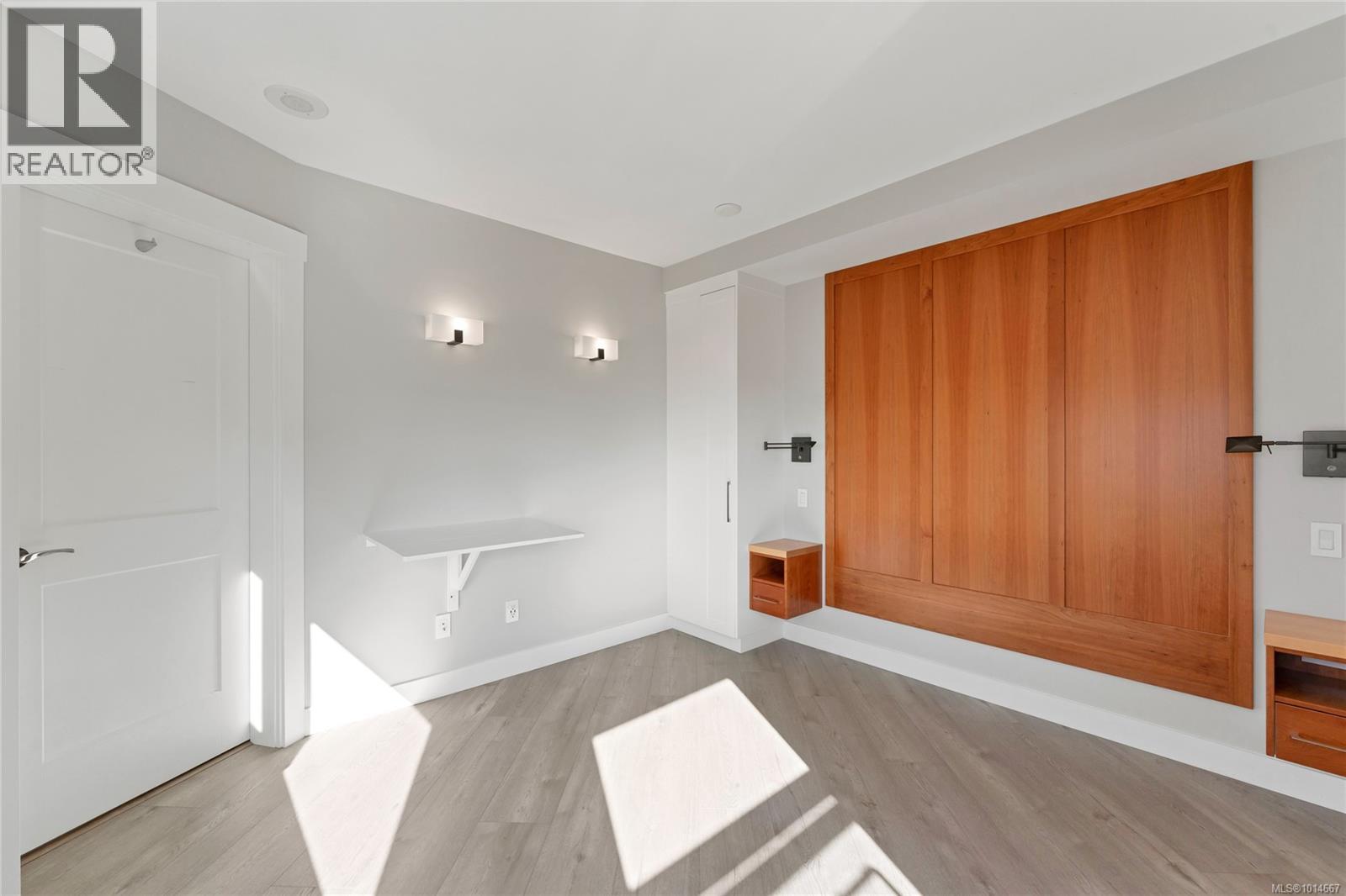 804 930 Yates Street, Victoria