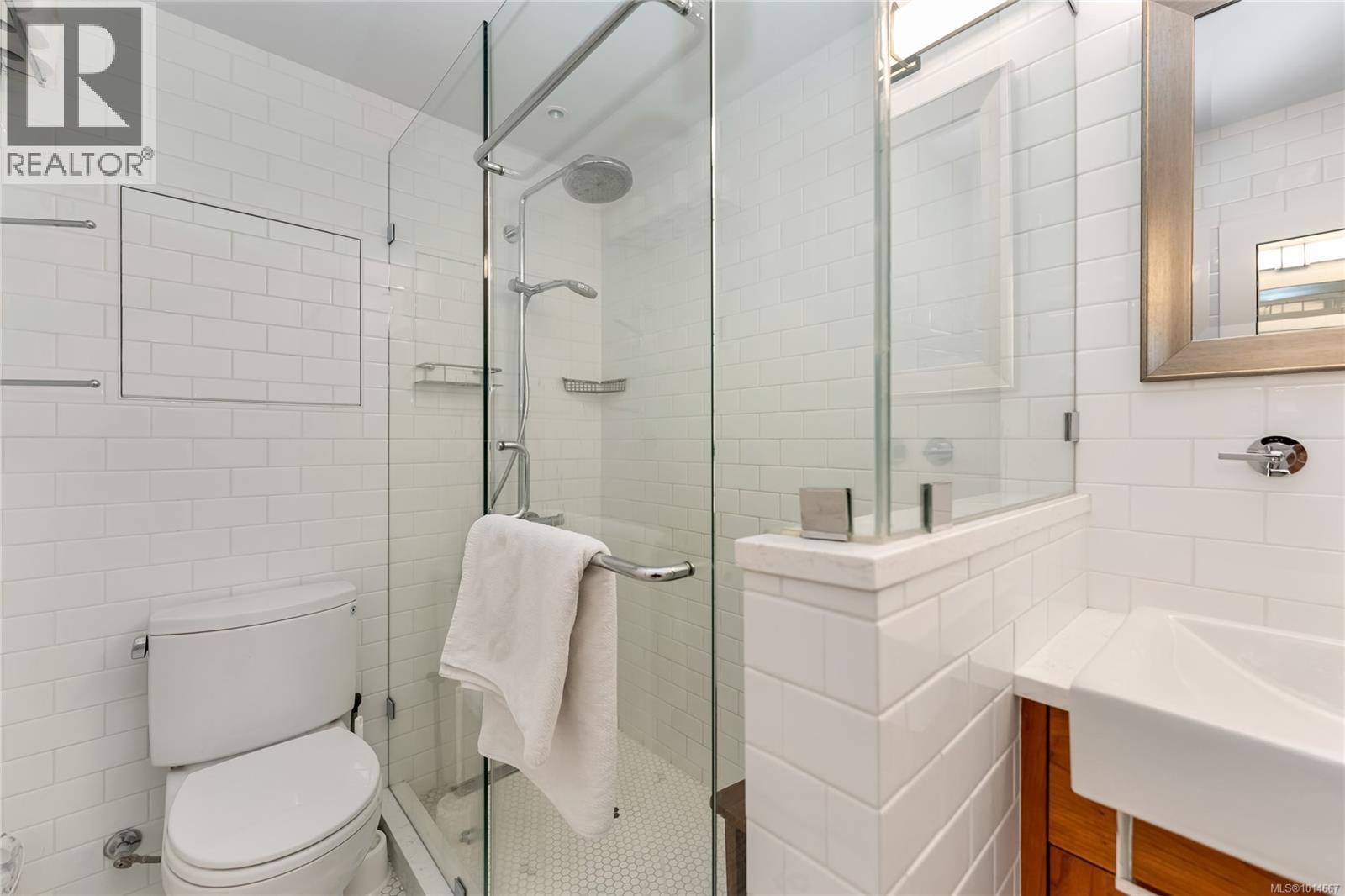 804 930 Yates Street, Victoria