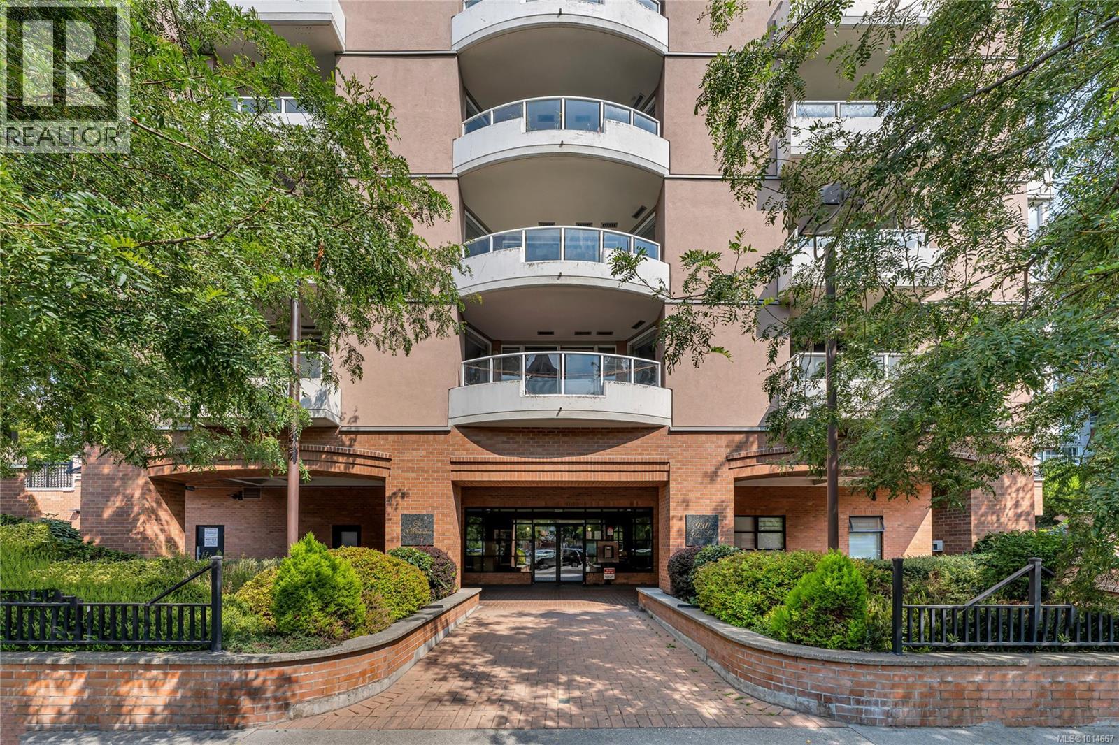 804 930 Yates Street, Victoria