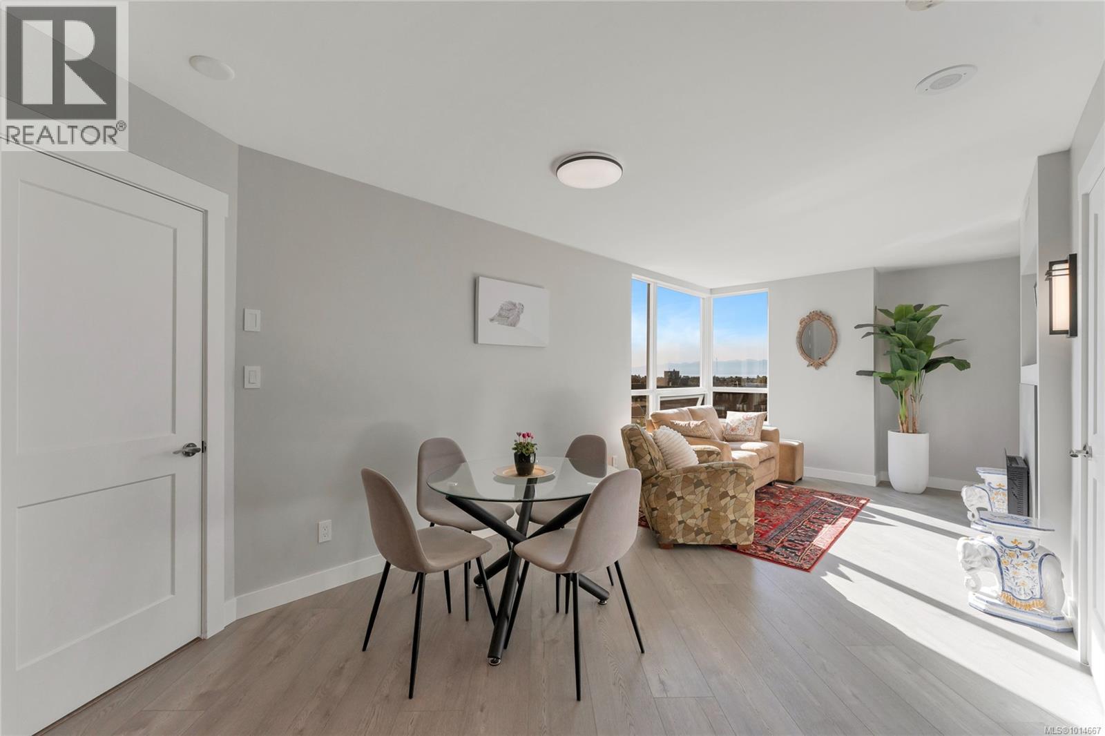 804 930 Yates Street, Victoria