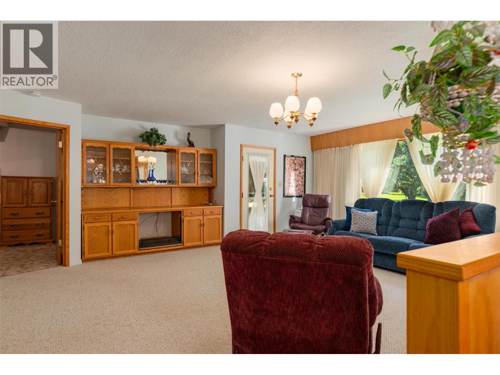 2645 Shoreacres Road, Castlegar
