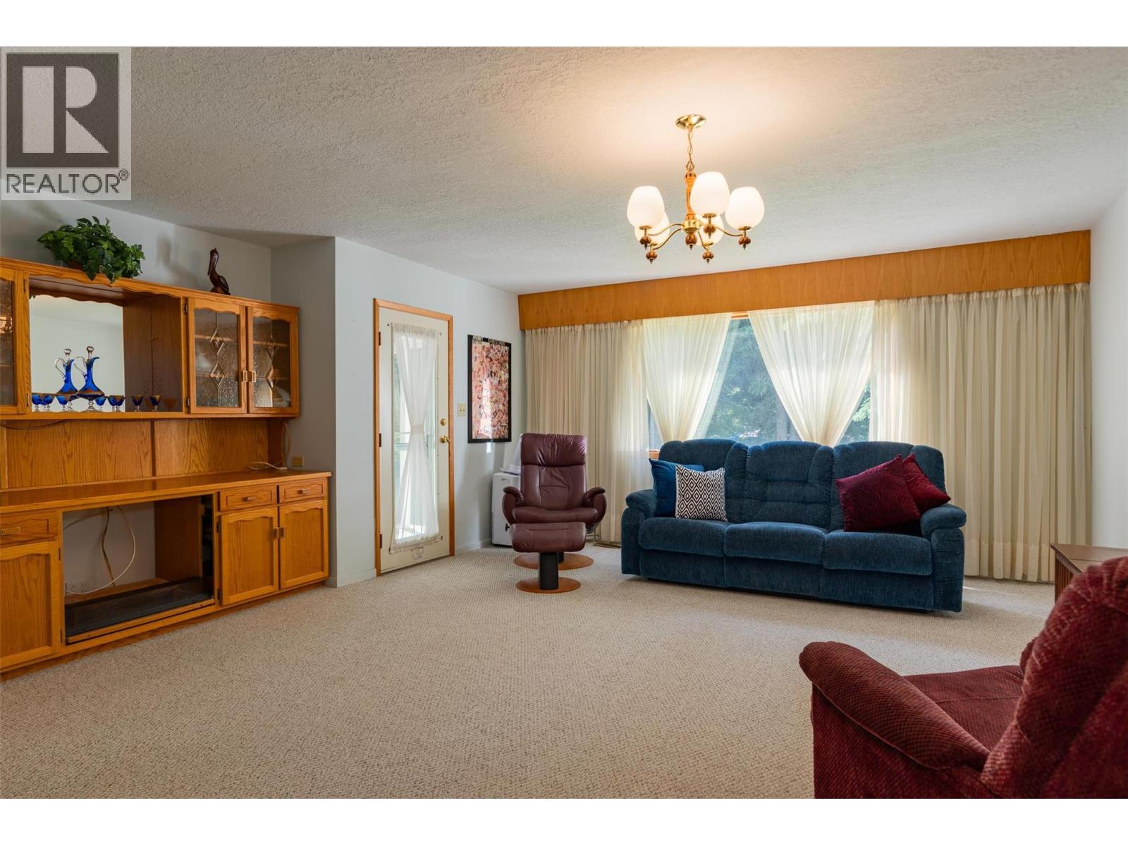 2645 Shoreacres Road, Castlegar