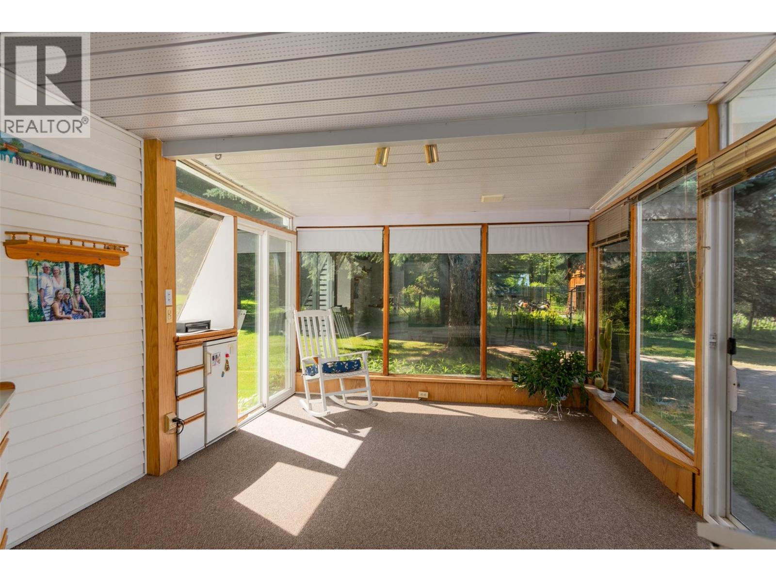 2645 Shoreacres Road, Castlegar