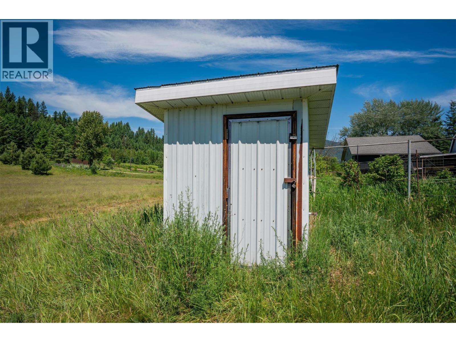 2645 Shoreacres Road, Castlegar
