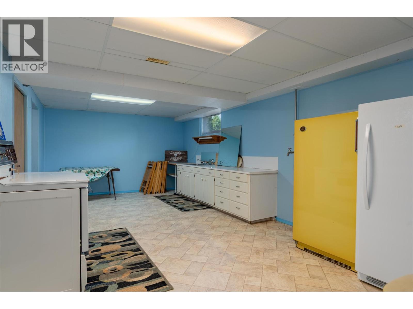 2645 Shoreacres Road, Castlegar