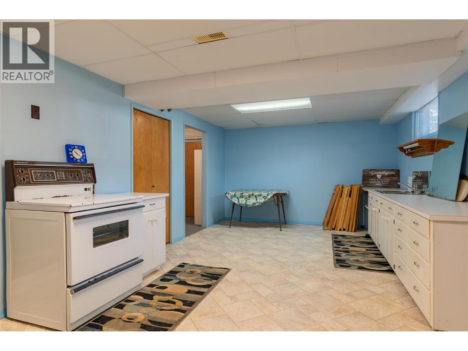 2645 Shoreacres Road, Castlegar