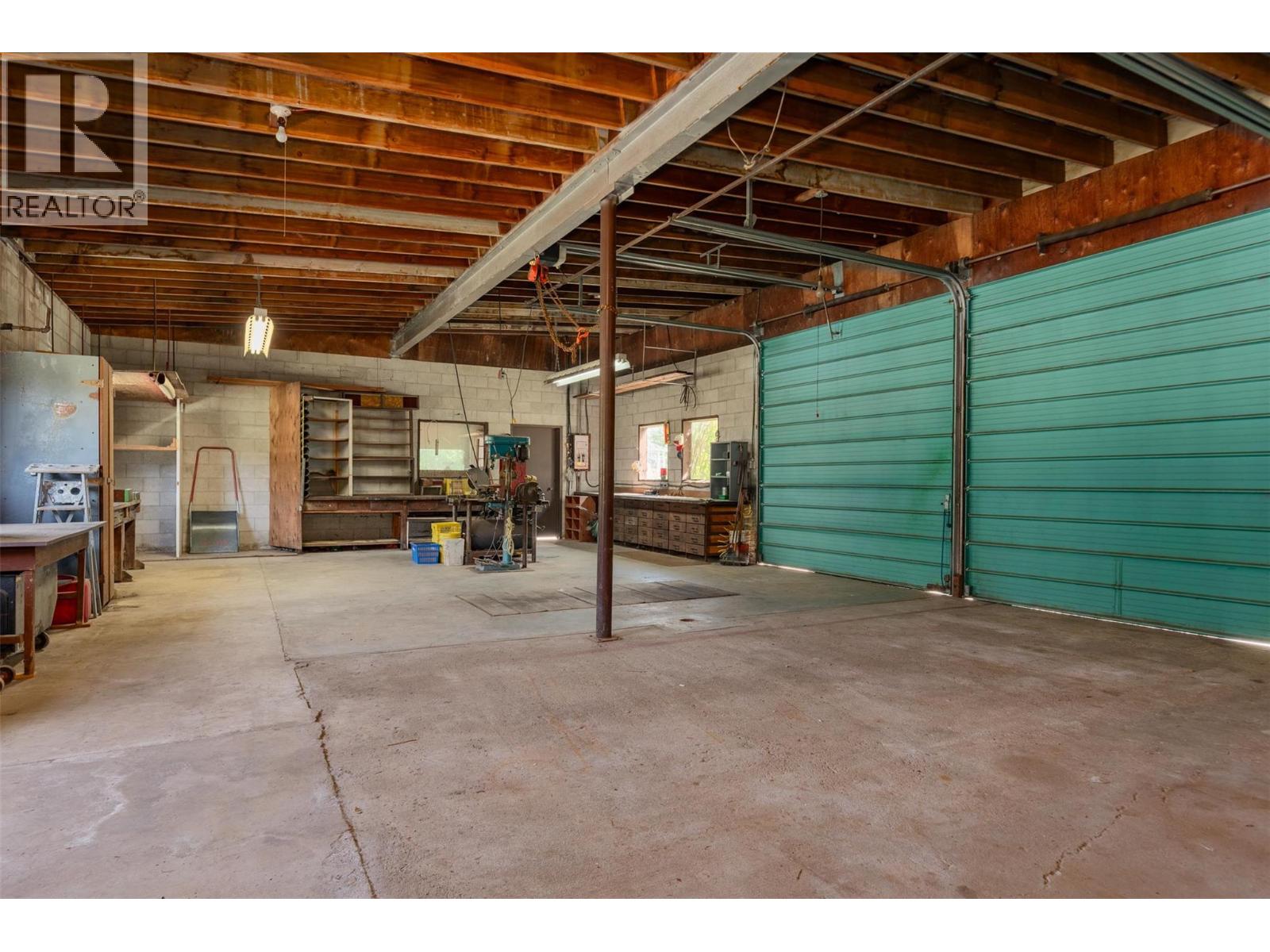 2645 Shoreacres Road, Castlegar