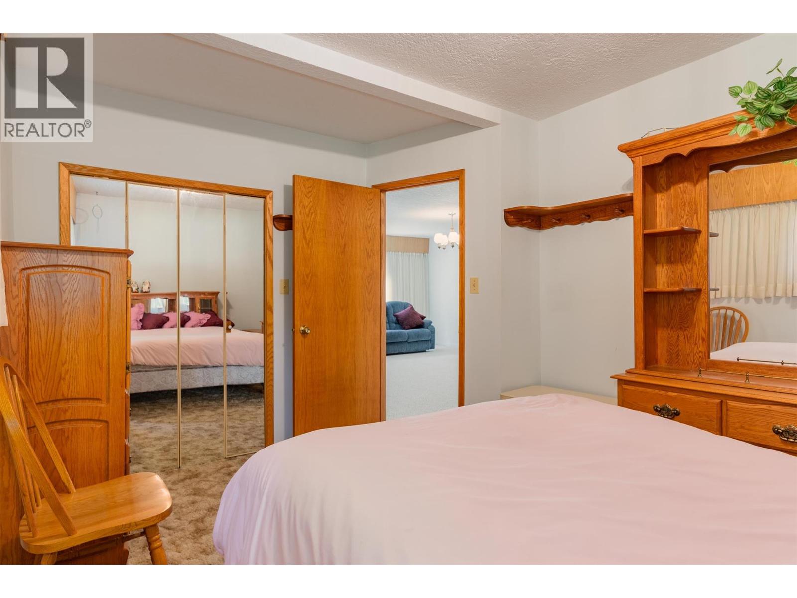 2645 Shoreacres Road, Castlegar