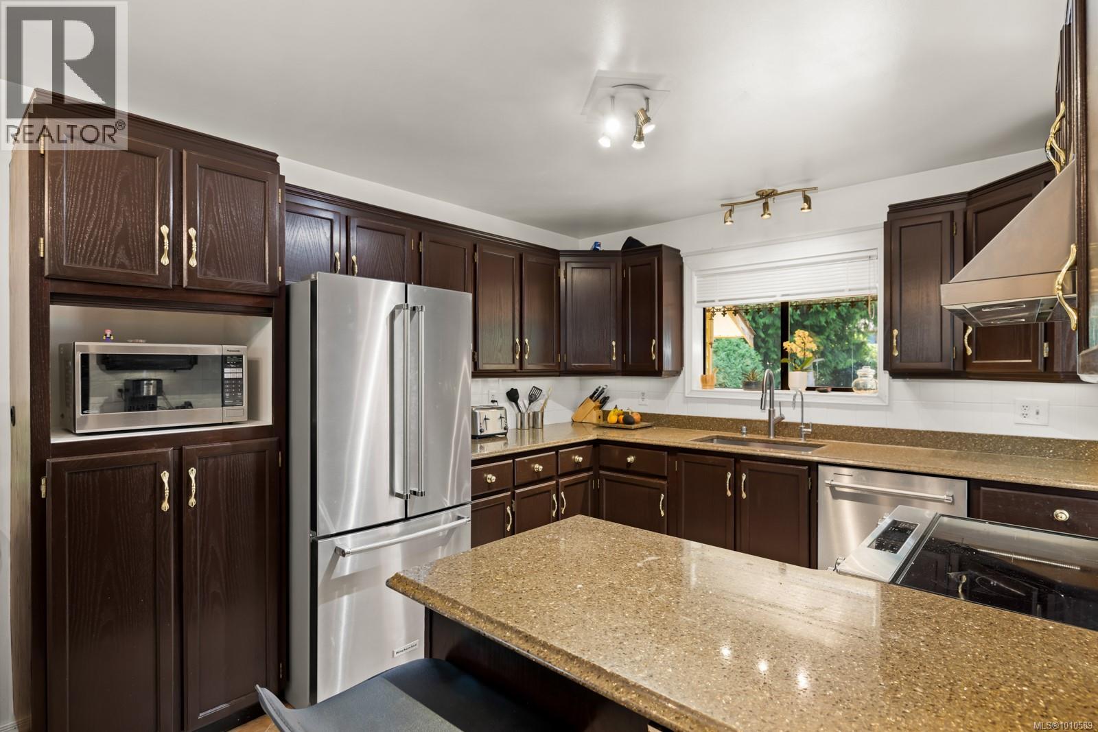 3361 St. Troy Pl, Colwood