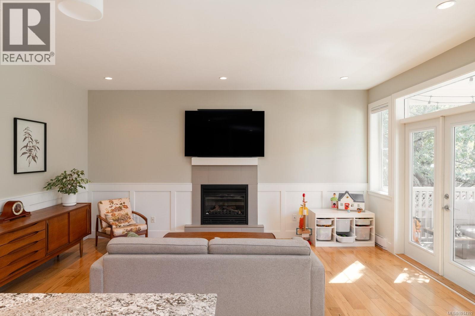 3 555 Niagara Street, Victoria