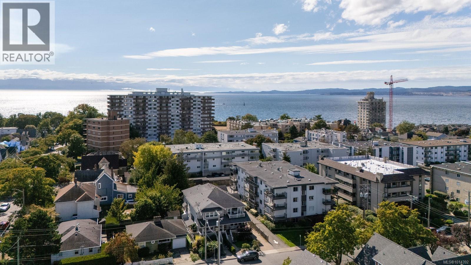 3 555 Niagara Street, Victoria