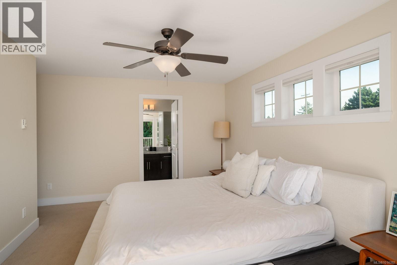 3 555 Niagara Street, Victoria