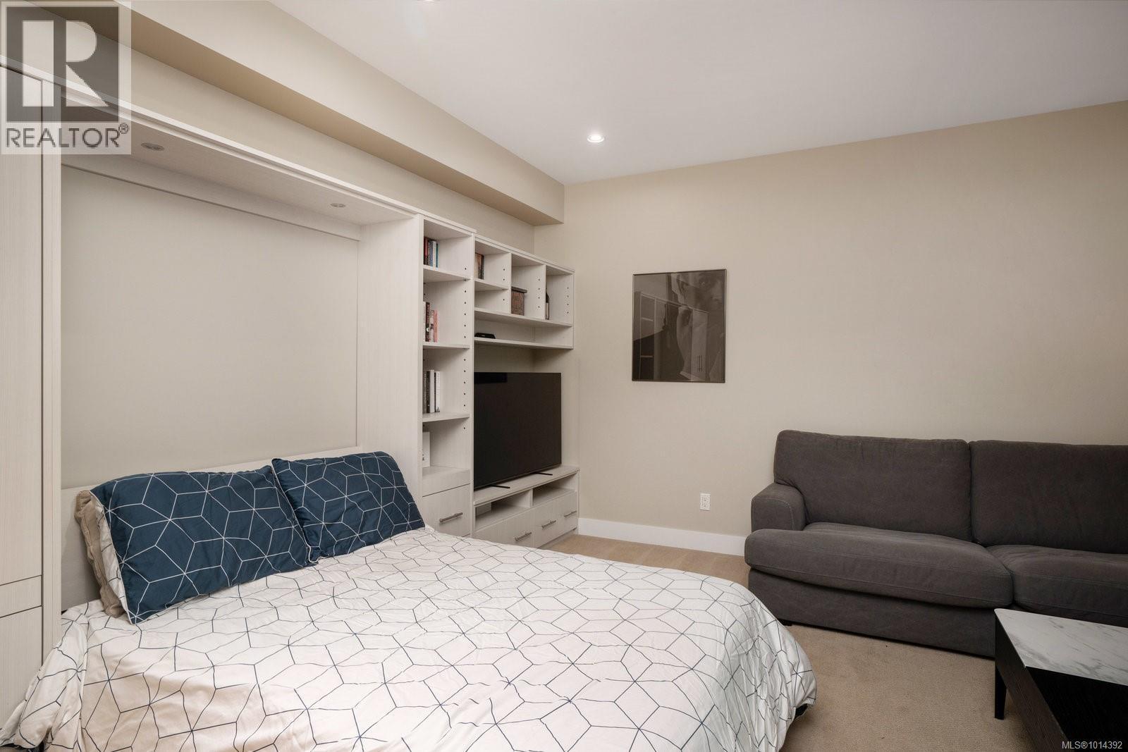 3 555 Niagara Street, Victoria
