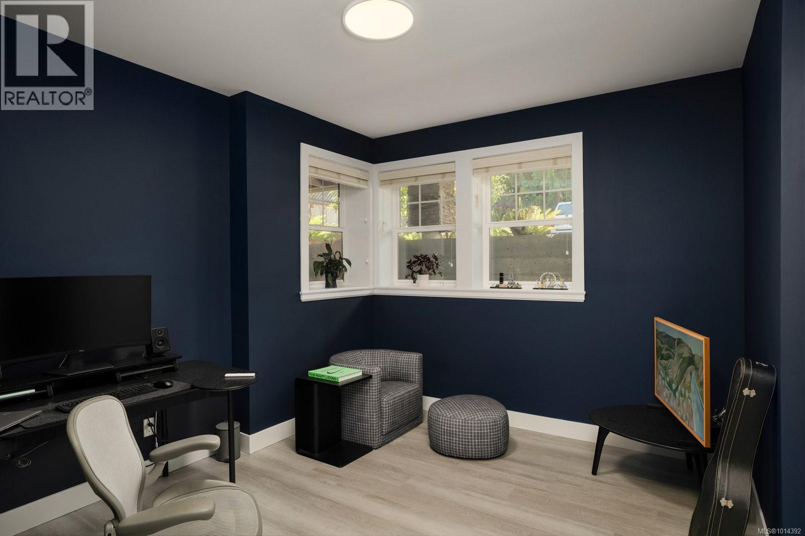 3 555 Niagara Street, Victoria