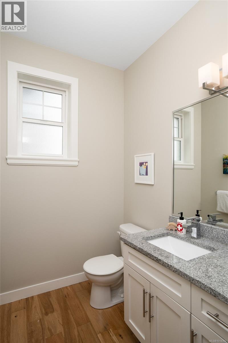 3 555 Niagara Street, Victoria